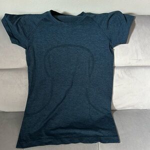 Lululemon Size 6 Swiftly Tech Shirt